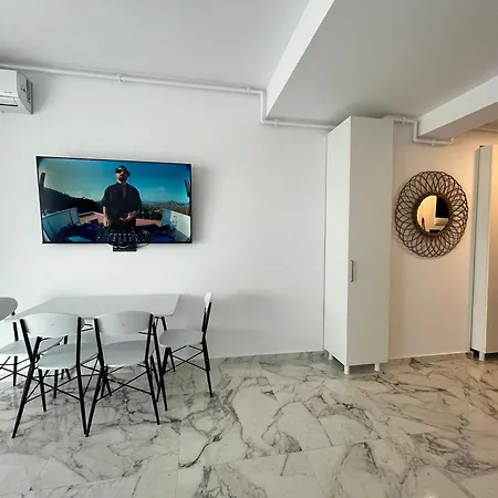 Holidays Sea Vibes Nord * Mamaia
